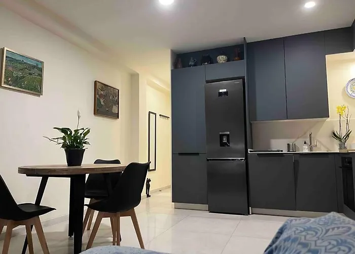 Modern In Heart Of Διαμέρισμα