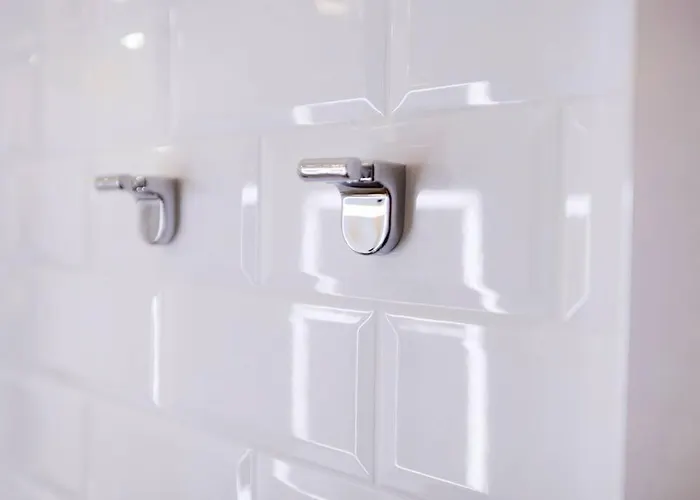 Family Century House With Terrace And Parking