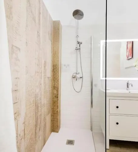 Family Century House With Terrace And Parking Διαμέρισμα