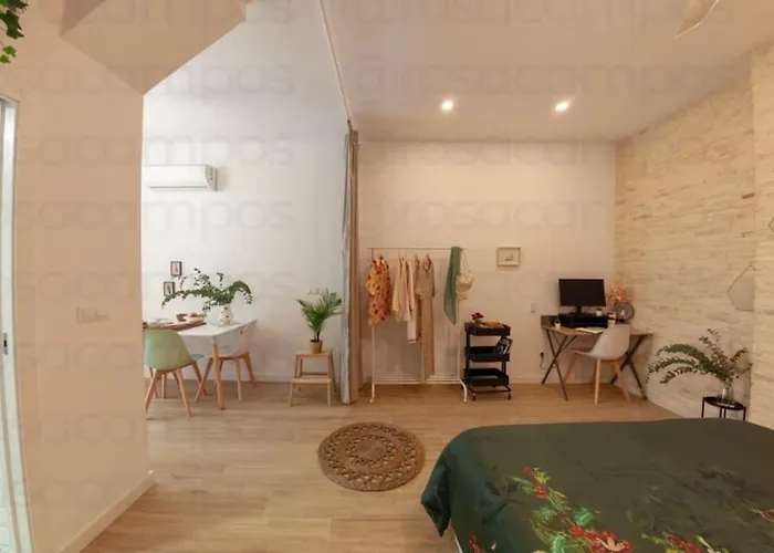 Rb - Urban Loft Retreat, Comfort & Good Location 아파트 발렌시아