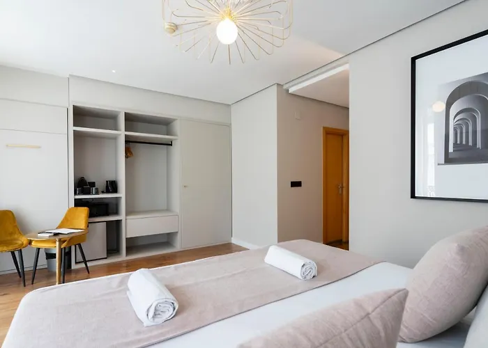 & Co. J. Botanico Boutique Szálloda