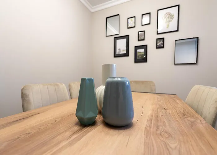 Near The Plaza De Toros شقة