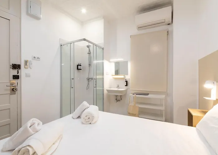 Alicante By Moontels Gæstehus