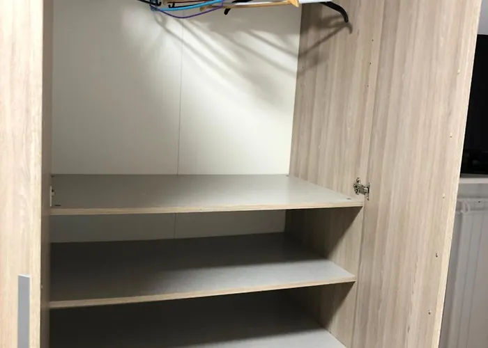 Δωμάτια σε οικογενειακή κατοικία Dos Puerto En Piso Compartido *