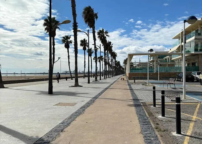 Playa Patacona Con Vistas Al Mar