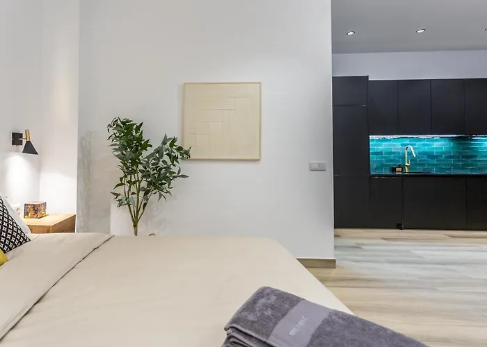 Deluxe - Aiora * 瓦伦西亚