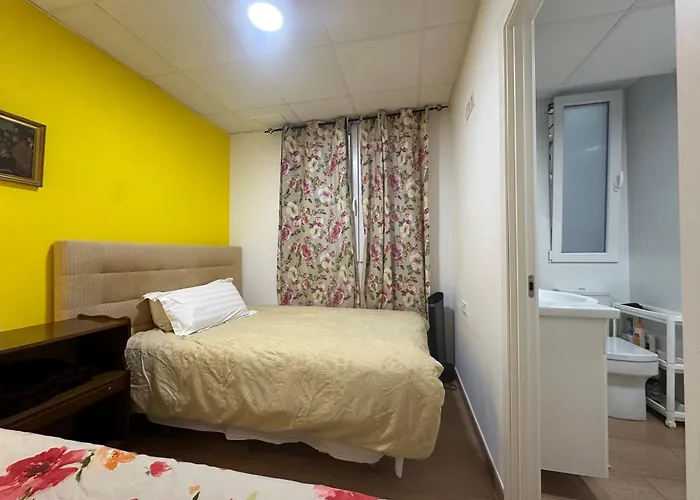 Mirador 2 Del Mercado - Con Bano Privado En El Centro De La Ciudad Vella