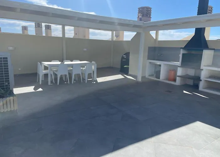 Excelente Atico Con Gran Terraza Y Barbacoa En Canet D'en Berenguer