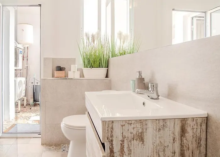 Aroma D' Valencia * فالنسيا