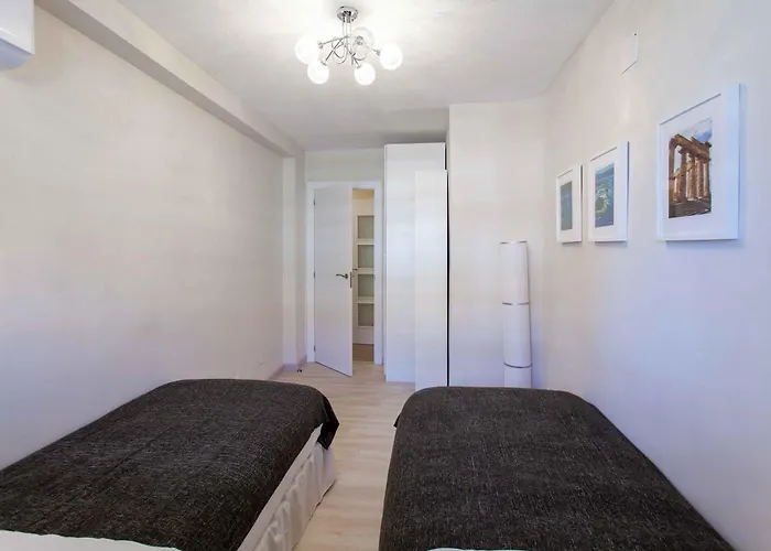 Malvarrosa Cavite 발렌시아