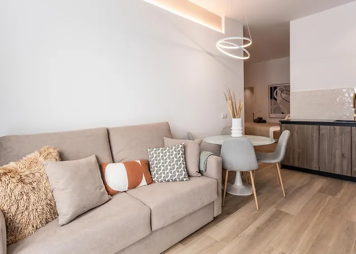 Deluxe - Aiora 瓦伦西亚