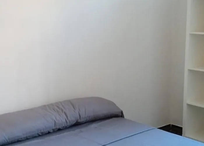 Gæstehus Y Suite. Upv, Uv Y Playa