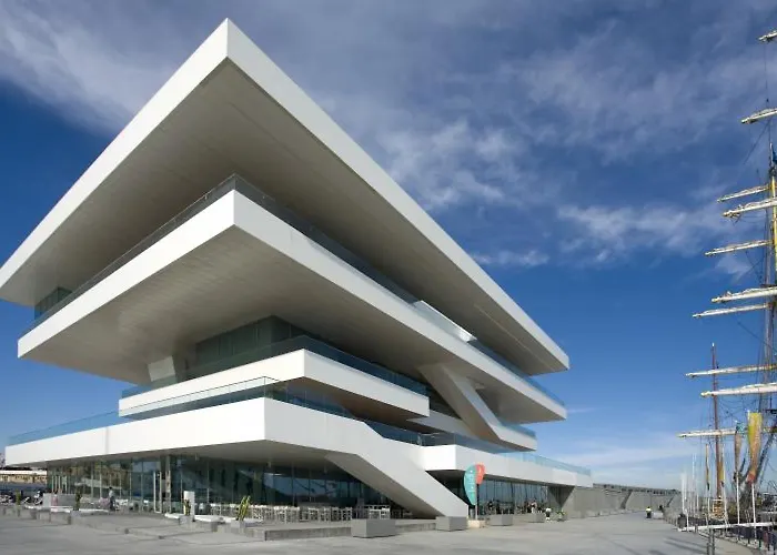 Master&commander Botel *