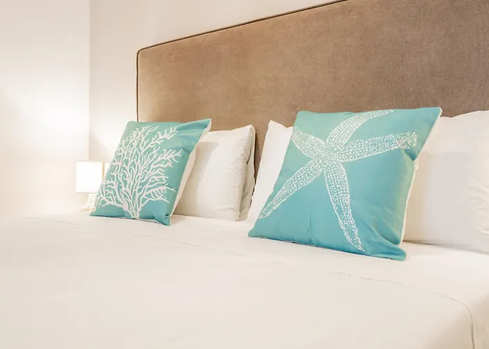 Mediterraneum F 아파트