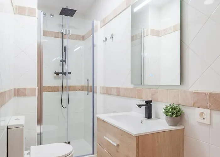 Sunny Modern Flat By Mercado Appartement *