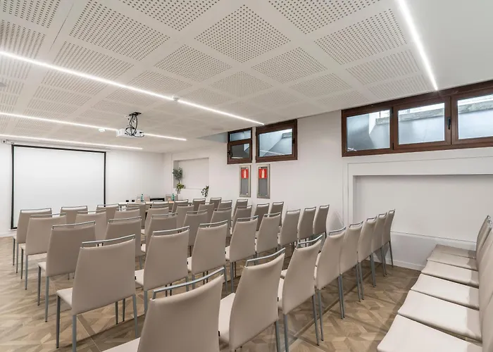 Vincci Palace מלון 4*