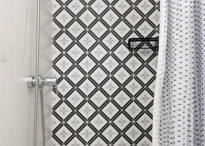 Youth By Feetup * Valence