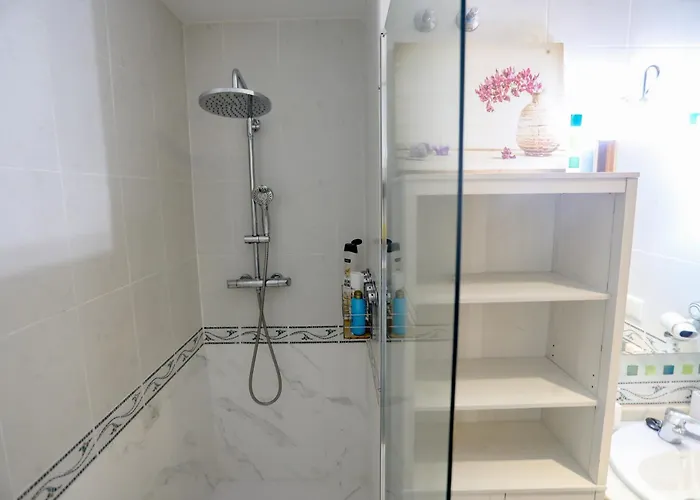 Lovely Near The & Of Arts And Sciences 아파트