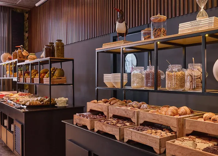 マルカム ＆ バレット バレンシア