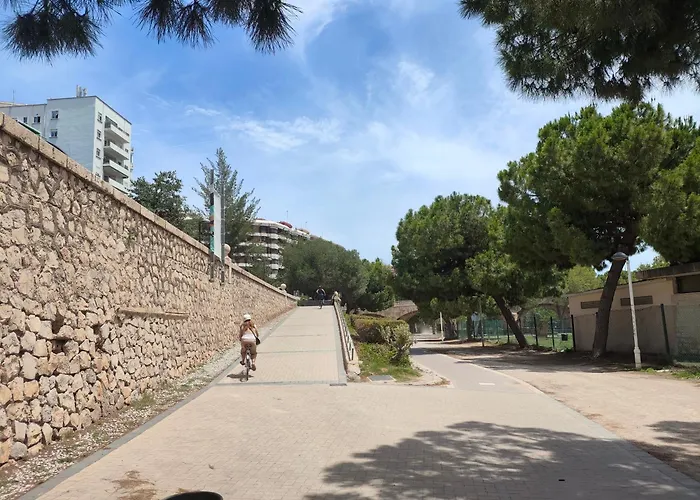 Leticia Βαλένθια