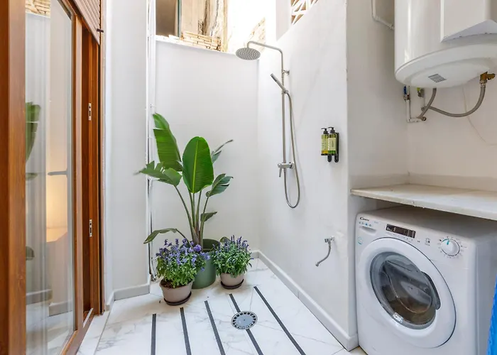 Artisan Haven: El Cabanyal Oasis * 발렌시아