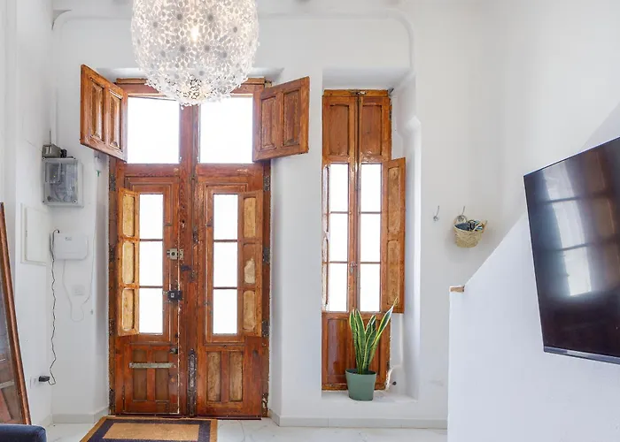 Artisan Haven: El Cabanyal Oasis * 발렌시아