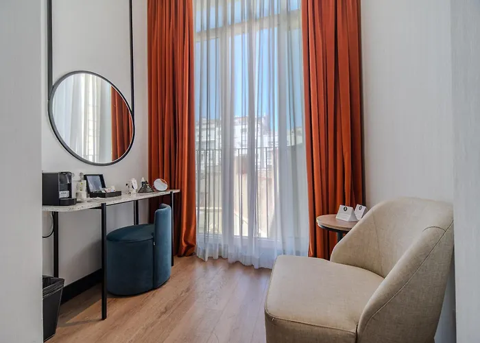 Soho Boutique Turia 4*