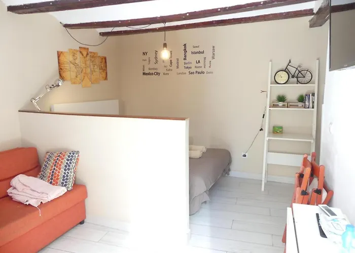 Loft Bajo Vivienda Centro De Valencia-carmen * فالنسيا