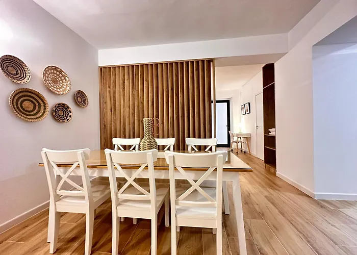 Διαμέρισμα & Ayora