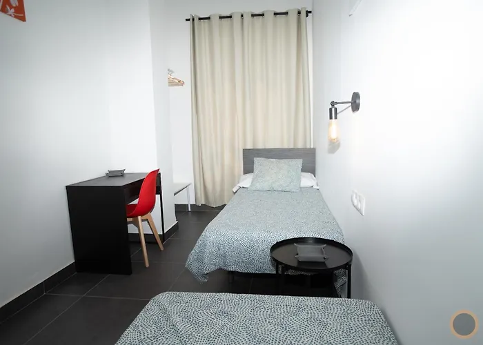 Flats Puente Ademuz De 3 Appartement *