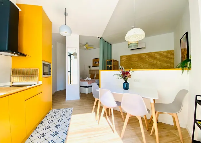 Bajo B - Design & Comfort In Ruzafa Soho * فالنسيا