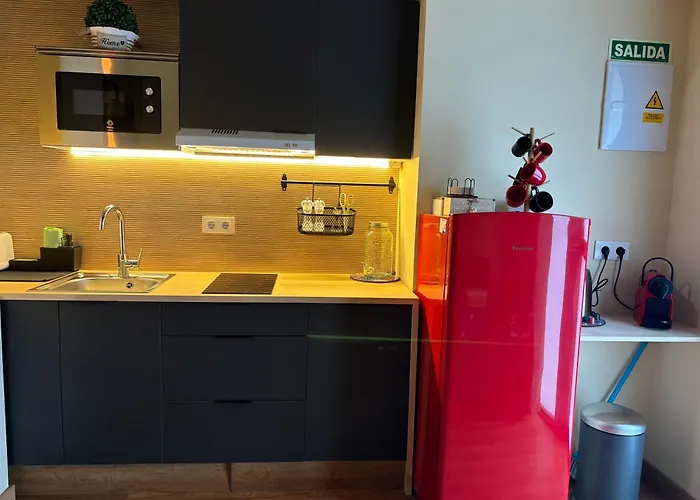 2 Port فالنسيا