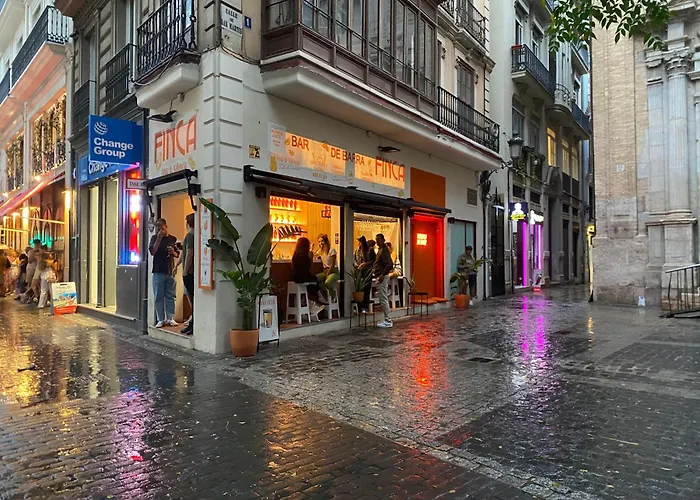 Turia Gardens - Authentic Downtown Parklife - Vlc Urban *