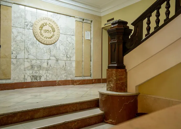 Mirador 2 Del Mercado - Con Bano Privado En El Centro De La Ciudad Vella *