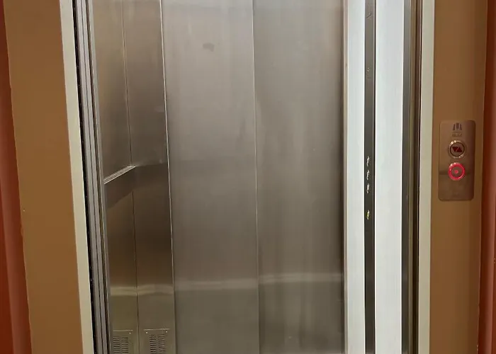 Espai Verd Benimaclet Lejlighedshotel 3*