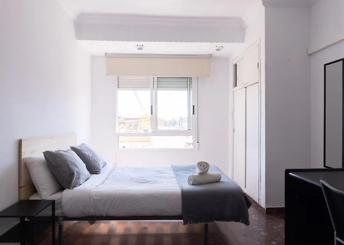 Cardenal 2 منزل للإقامة فالنسيا