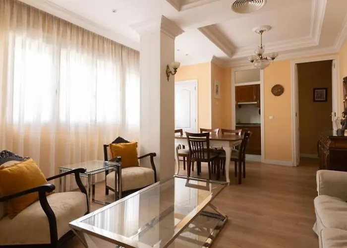 Sleeps 6 Fast Wi-fi 2 Bathrooms 아파트 *