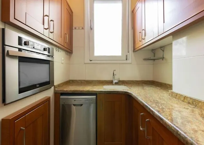 아파트 Sleeps 6 Fast Wi-fi 2 Bathrooms