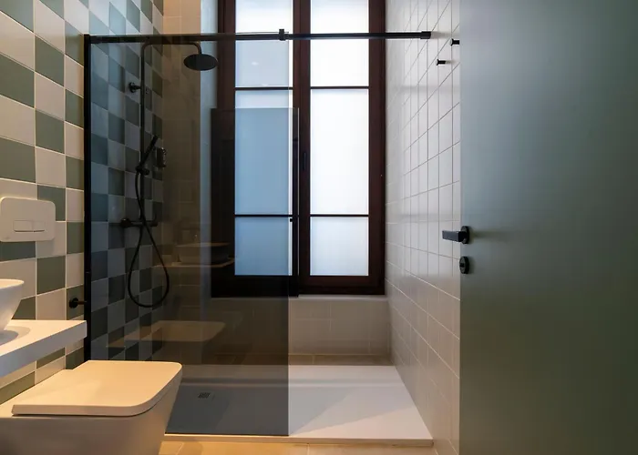 Vlc Host - Reina 168 호텔