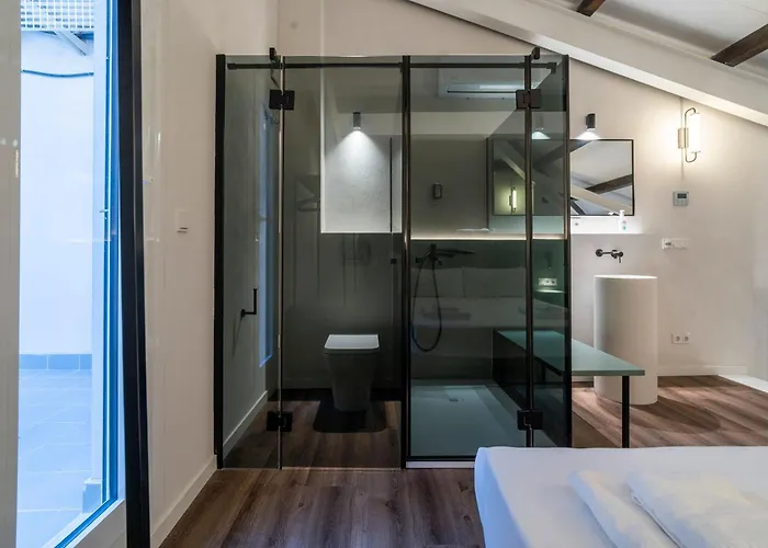 호텔 Vlc Host - Reina 168 *