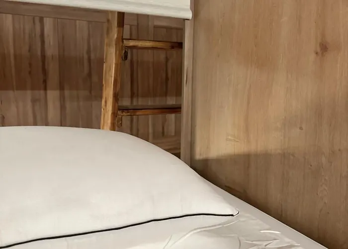 The Pod Village Auberge de jeunesse *