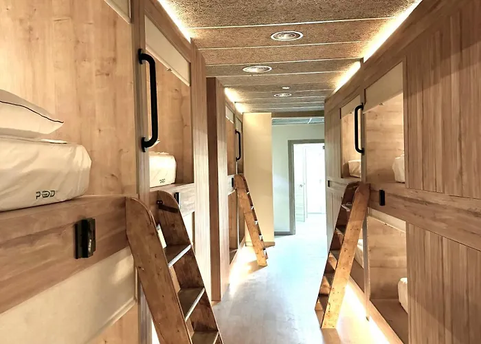 Auberge de jeunesse The Pod Village *