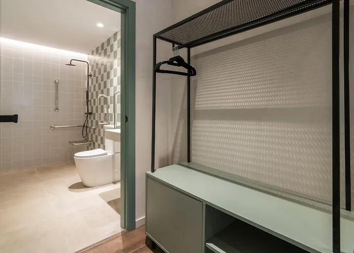 Vlc Host - Reina 168 호텔