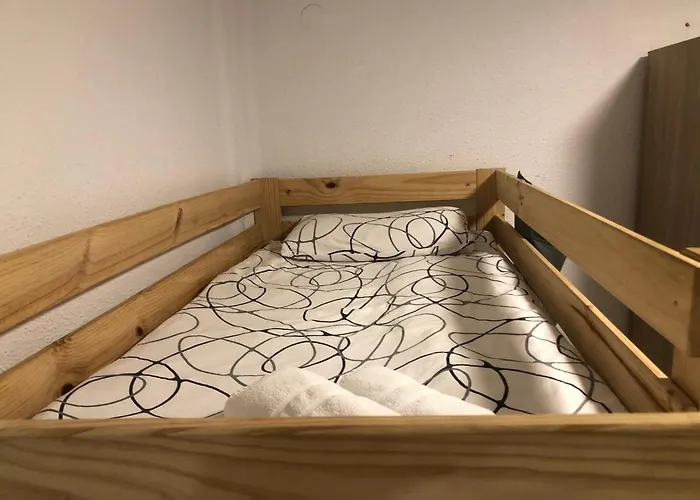 Dos Puerto En Piso Compartido Βαλένθια