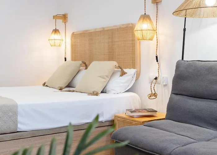 아파트 Travel Habitat Ruzafa Lofts 발렌시아