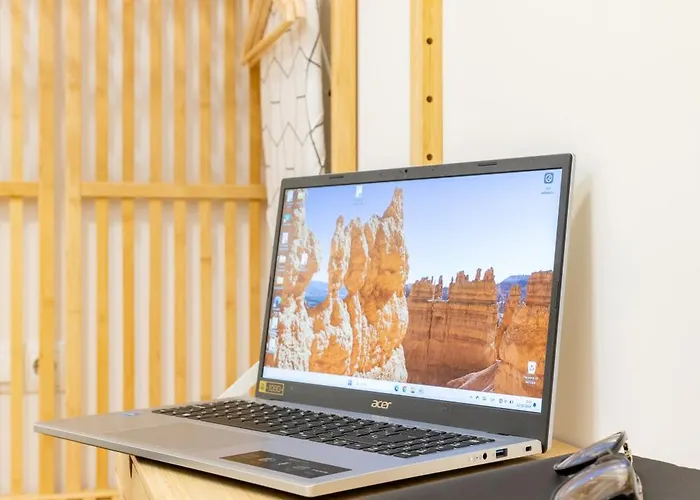 아파트 Travel Habitat Ruzafa Lofts 발렌시아