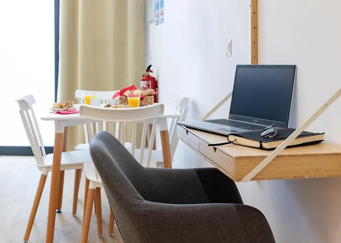 Travel Habitat Ruzafa Lofts *