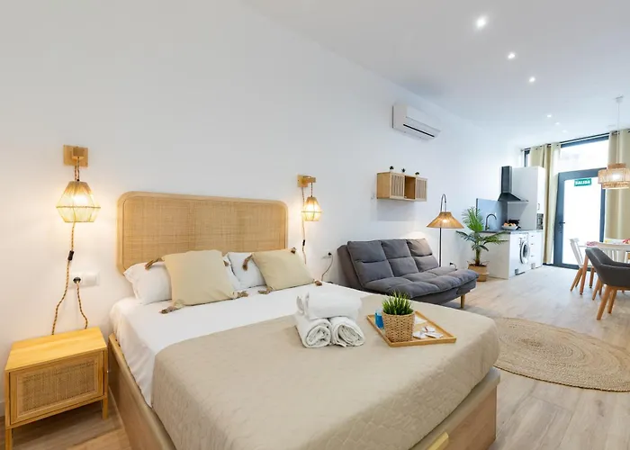 Travel Habitat Ruzafa Lofts *