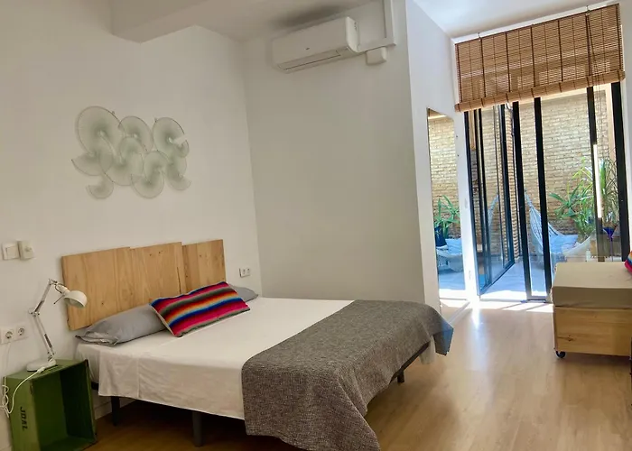 Super Amplio, Tranquilo Y Familiar Valencia