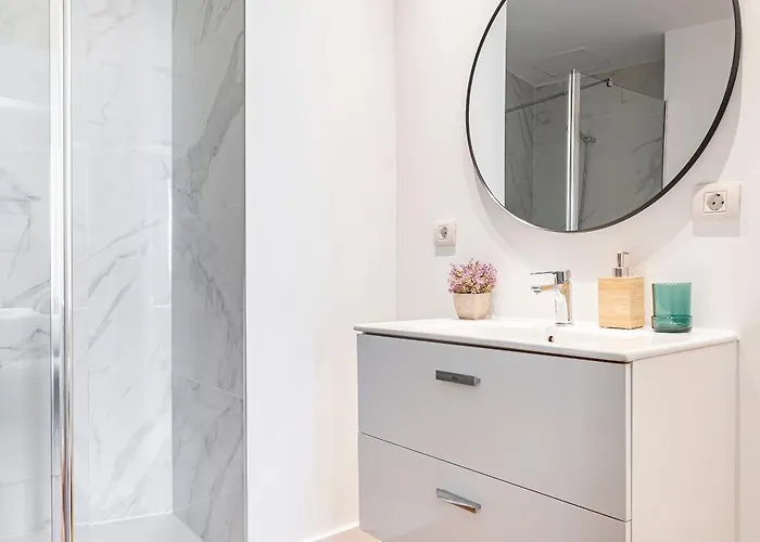 Apartment With Gym Pool Free Parking Thehavenescape Valencia